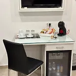 La Bed & Breakfast 4*