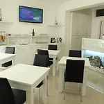 Alojamento de Acomodação e Pequeno-almoço La Tropea