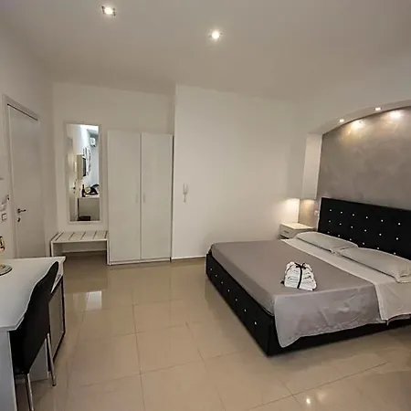 Bed & Breakfast La 4*