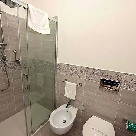 La Bed & Breakfast 4*